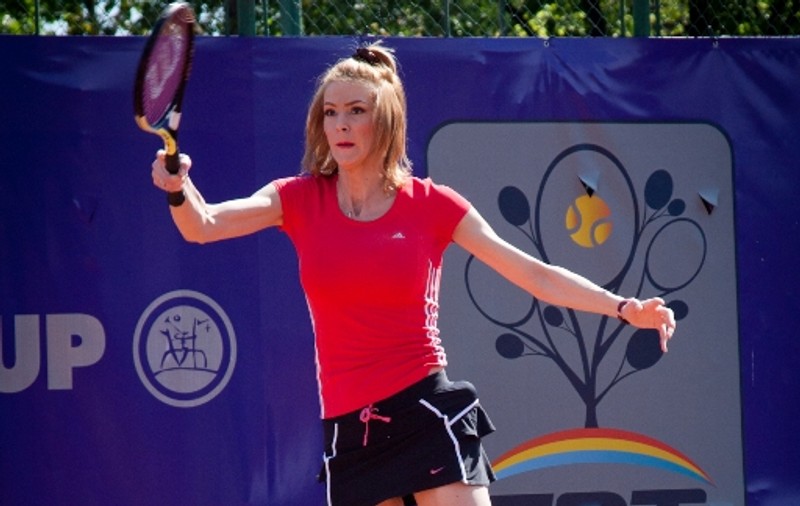 Vedeta tv, Roxana Ciuhulescu: ”Dacă mă antrenează Cătălina Cristea, sigur mă apuc de tenis!”