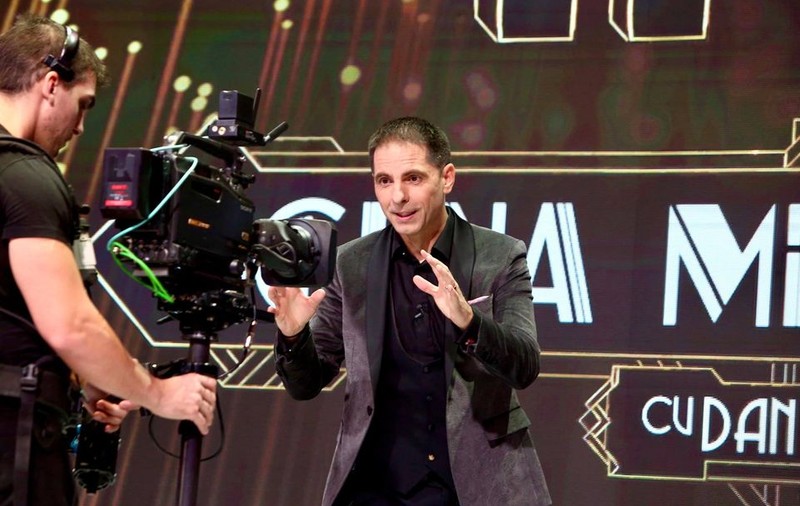 Dan Negru, verdict dur după ce s-a uitat la noua televiziune a lui Adrian Sârbu: "Dincolo de content, mai doare şi ieftineala ambalajului"