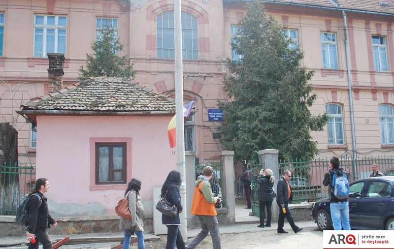 1 MILION de lei, pentru MODERNIZAREA UNEI SECŢII dintr-un SPITAL ORĂŞENESC