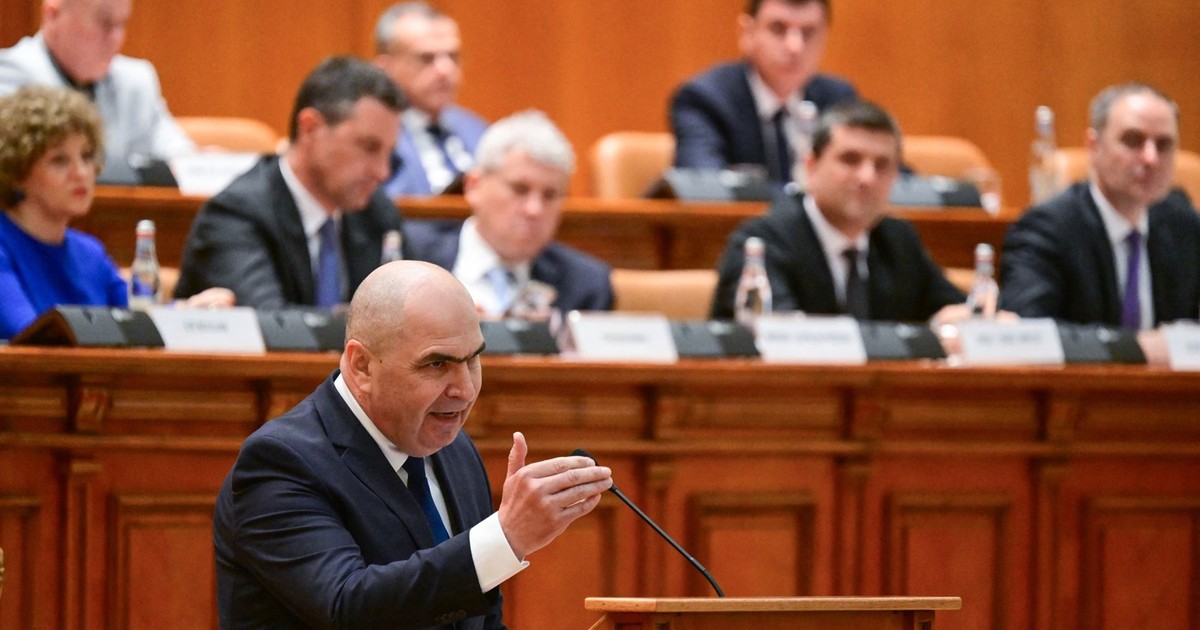 5 mai 2026 - Ilie Bolojan se adresează Parlamentului înainte de votarea moțiunii de cenzură Foto: Profimedia
