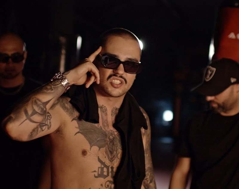 Jianu, un rapper român, a fost prins în flagrant într-un taxi din București și a recunoscut imediat