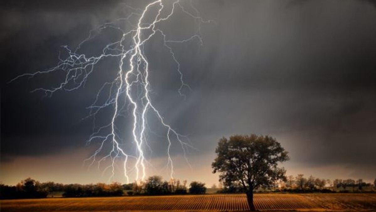 Prognoza meteo, 7 noiembrie 2019. Apar ploile însoțite de descărcări electrice!
