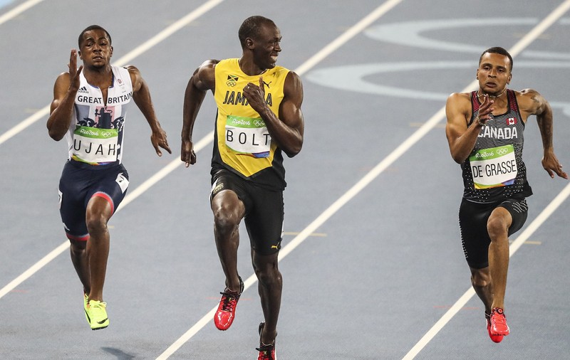 Usain Bolt a fost desemnat campionul campionilor anului 2016. Cui i-a revenit onoarea la feminin