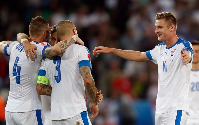 7 fotbaliști din naționala Slovaciei s-au îmbătat și au provocat demisia selecționerului Jan Kozak