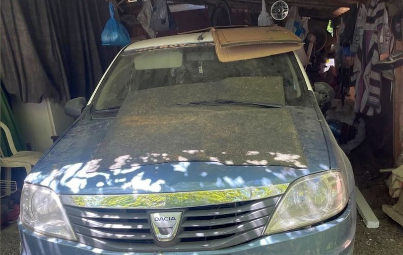 ANAF Cluj, subiect de glume după ce a scos la licitație o Dacia Logan din 2010: „Cel mai scump coteț de găini din România”
