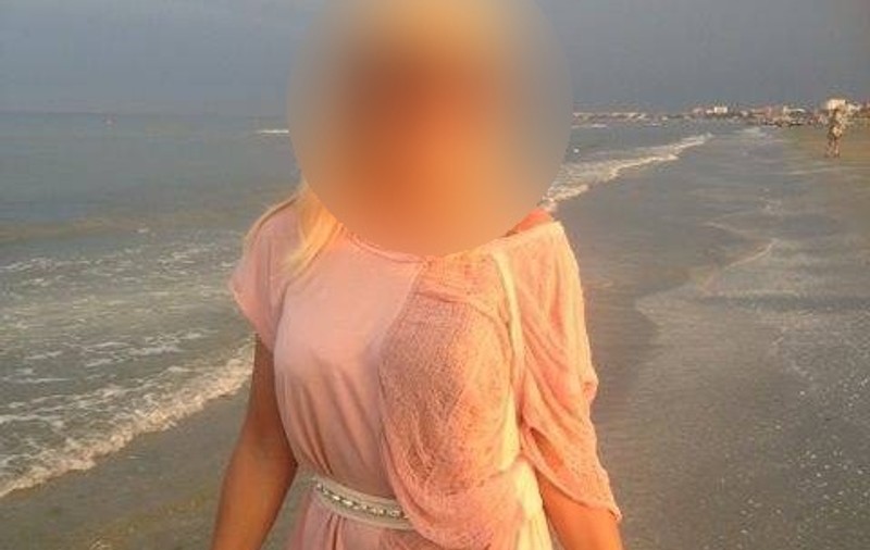 O blondă celebră de la noi vrea să devină preşedintele României