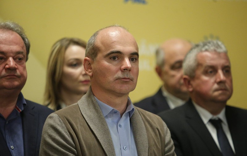 FOTO|  PNL a validat lista candidaţilor la europarlamentare, cu Rareş Bogdan, cap de listă. Orban: "Este un campion al luptei împotriva minciunii"