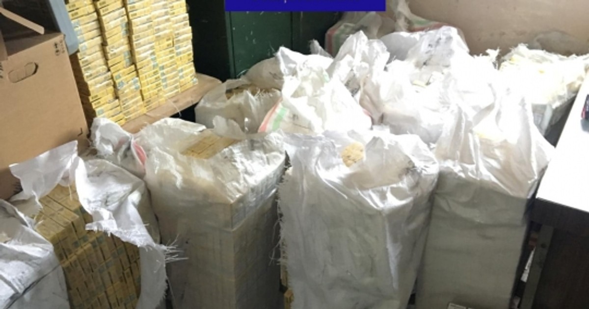 Țigarete de contrabandă, confiscate în județul Bihor. Țigarete de contrabandă, confiscate