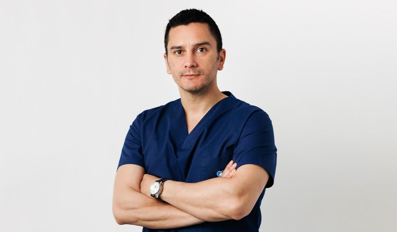 Dr. Gabriel Mitroi, coordonatorul noului Centru de Excelență în Neurochirurgia Pelvină.