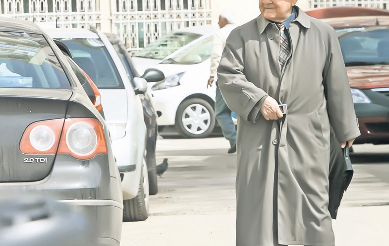 Ion Columbeanu: "Nu ai creier! Aici parchezi maşina?!" | VIDEO