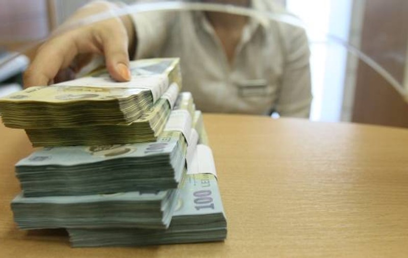 O bunicuță a dat o țeapă de peste un milion de lei