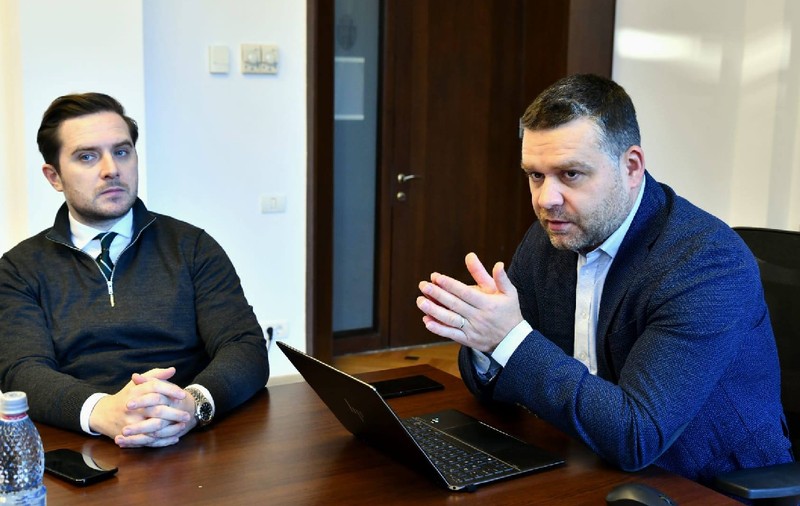 Ciprian Ciucu a ordonat polițiștilor locali să-i amendeze pe cei care nu plătesc parcarea în București: „Serviciul de parcări este o glumă”