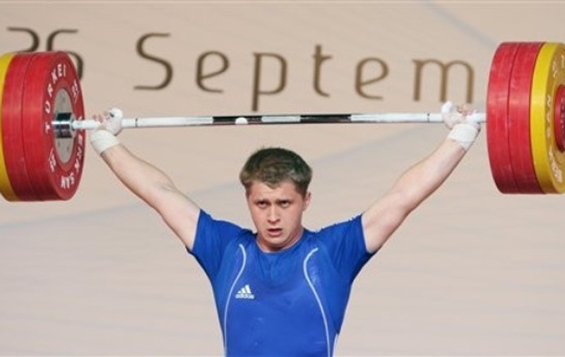 Rusul Artem Okulov, dublu medaliat cu aur la cat. 85 kg. Gabriel Sîncrăian, pe locul 5