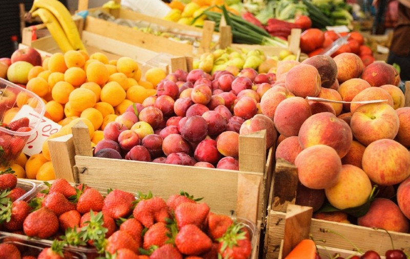 Nu este fruct, dar oamenii se înghesuie să o cumpere. Conține mai multă vitamina C decât o portocală