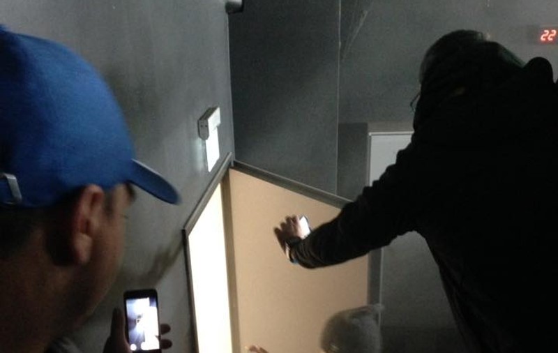 Incident neprevăzut la meciul cu Spania! ^Incendiu pe Cluj Arena, la masa presei! Scurtcircuit la un lift de la etajul 5 al stadionului!