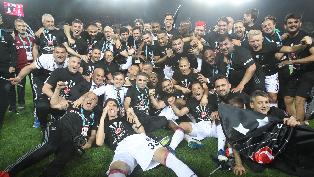 Beşiktaş e campioana Turciei. Trupa din Istanbul şi-a trecut în palmares al 15-lea titlu