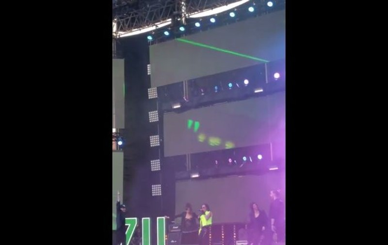 I-a s-a oprit muzica la Forza ZU! Buzdu și Morar aproape că au dat-o jos de pe scenă! | VIDEO