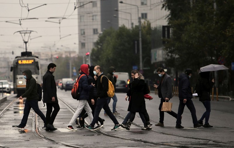 Incidența din București continuă să crească. Cea mai ridicată rată de la începutul pandemiei