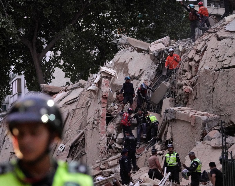Al treilea cutremur a lovit Venezuela, după cele două de 7,2 și 7,5 grade, la interval de un minut. Este stare de urgenţă, cel puțin 164 de morți și 971 de răniți. La Guaira, declarată zonă calamitată