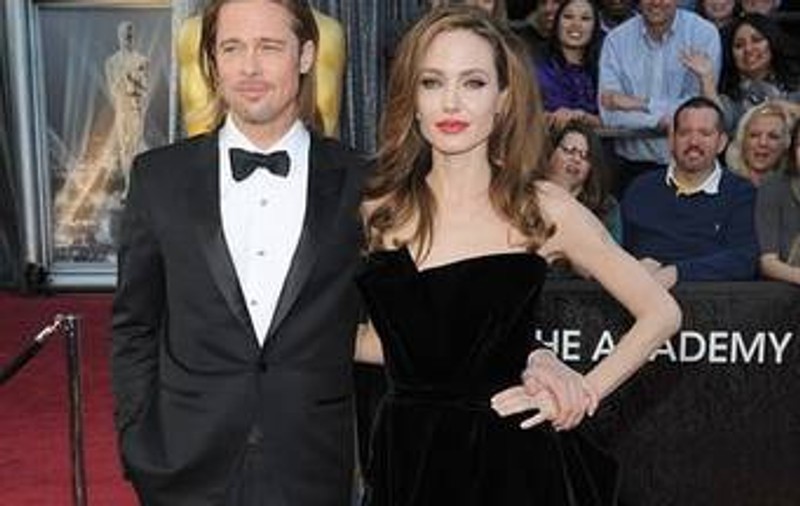 Fetişul lui Brad Pitt o distruge pe Angelina Jolie! Află ce le cere actorul iubitelor sale!