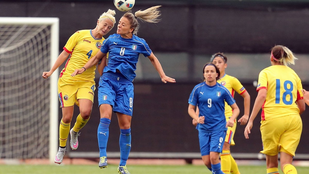 Fotbal feminin: România - Italia
