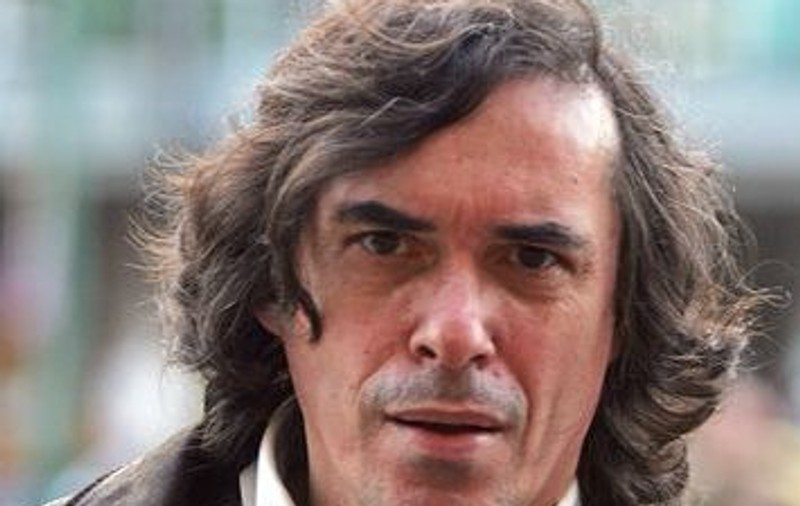 Mircea Cărtărescu reacţionează în dezbaterea "Despre smerenie", piesa trupei Taxi!