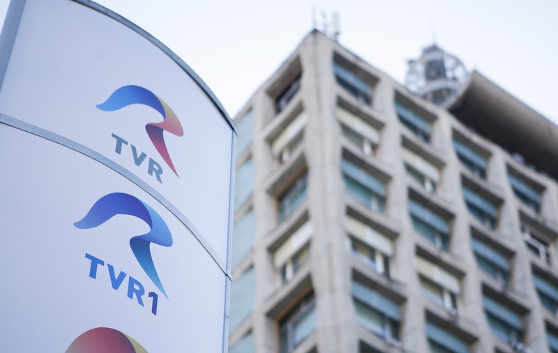 Cum explică TVR faptul că a acordat sporuri pe motive declarate ridicole de propriii angajați: „Deficit major de personal”. 367 de posturi vacante la 2.400 de angajați