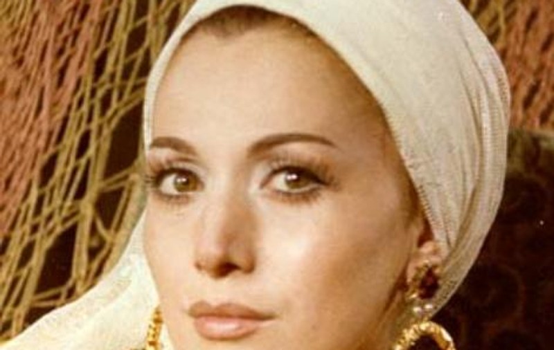 Actriţa Violeta Andrei vorbeşte despre trecutul său: "După ce m-am căsătorit nu am cedat două săptămâni”