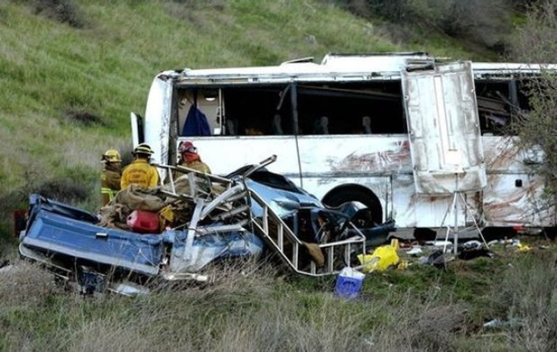 18 morți, printre care 12 polițiști, într-un accident rutier în Egipt