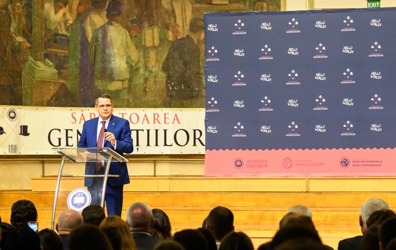 Șeful SRI, Eduard Hellvig, mesaj pentru politicieni: „Să se hotărască ce vor de la noi. Nu putem fi pompierii chemați să stingă incendiul și apoi acuzați pentru asta”