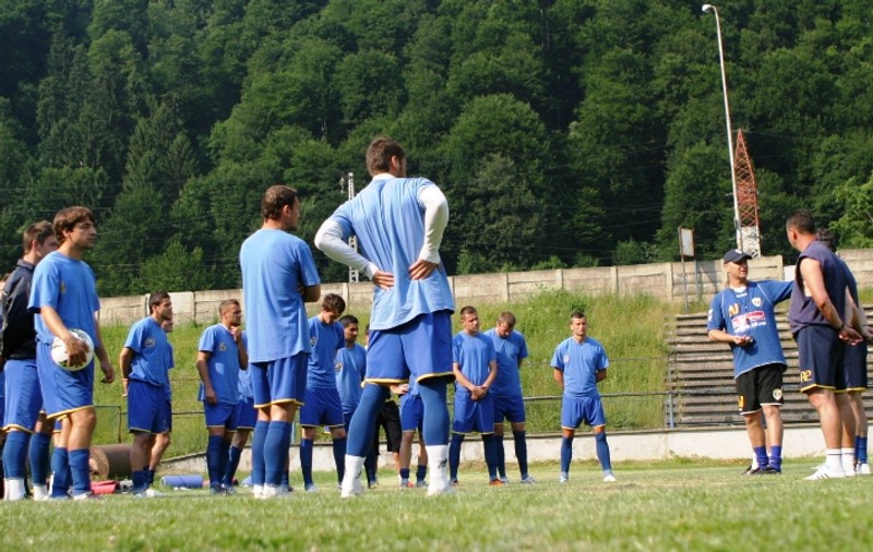 Vezi cât câştigă angajaţii unui club de Liga 1!