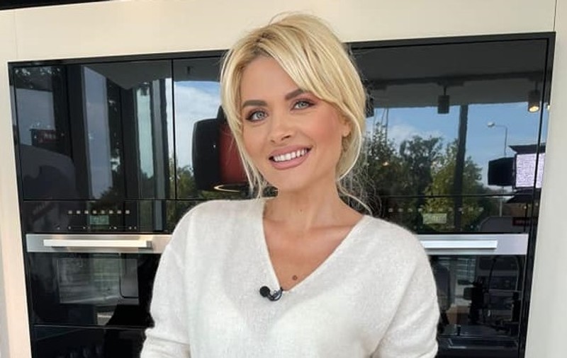 Ianna Novac a lansat un nou single. Ce spune artista despre piesa „Uletai”. „Sunt extrem de fericită”