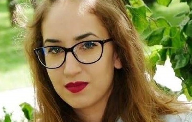O tânără de 19 ani a murit pe loc, spulberată de tren în Voluntari. Prietenul ei s-a stins din viață în același loc, în urmă cu 5 luni