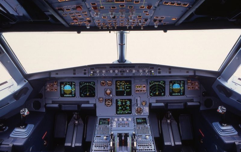 Indicii că avionul Air France s-a dezintegrat în aer 