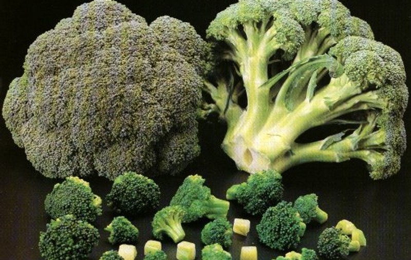 Consumul de broccoli şi varză reduce riscul de cancer pulmonar