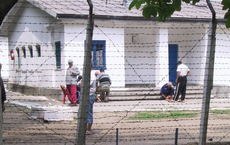 Federația Sindicatelor din Penitenciare: Sub 50% din deținuți vor să se vaccineze anti-COVID. „Înseamnă un real pericol pentru polițiști”