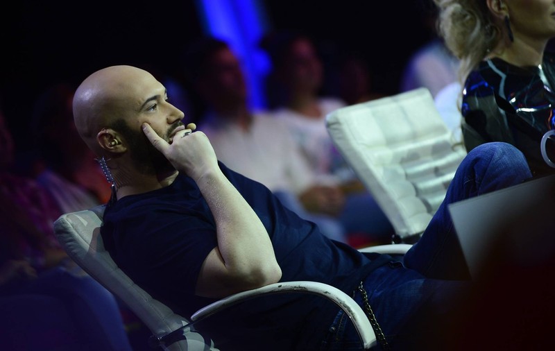 Scandal pe scena iUmor! Mihai Bendeac, la un pas să ia la bătaie un concurent