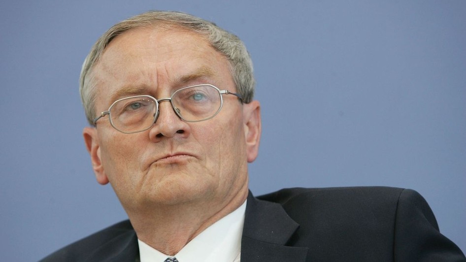 TAugust Hanning, fostul director al serviciului de informații externe al Germaniei (BND), a fost arestat sub acuzația de spionaj, trădare și divulgare de secrete de stat. Foto: Getty Images