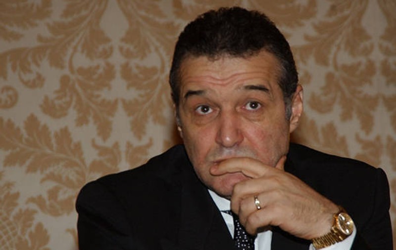 GIGI, PEDEPSIT ÎN ÎNCHISOARE! Uite cum este sancţionat pentru că a vorbit la telefonul unui deţinut