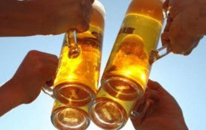 Consumul de bere în România: 80 de litri de bere pe cap de locuitor