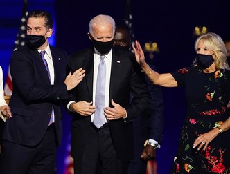 Hunter Biden (stânga) este singurul copil rămas în viață din prima căsnicie a lui Joe Biden. Foto: EPA