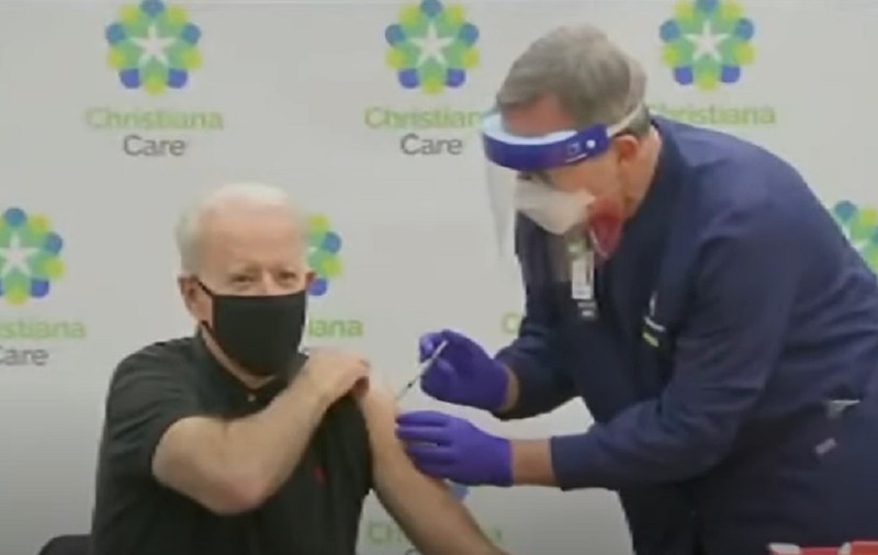 VIDEO | Joe Biden a primit a doua doză de vaccin, în direct la televiziunile americane