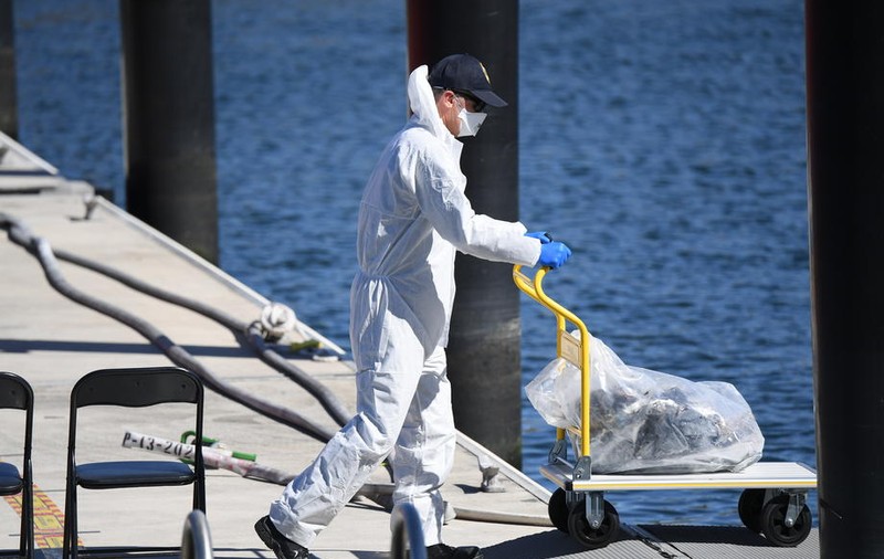 Cocaină în valoare de 14 milioane de dolari, găsită lângă cadavrul unui scafandru, pe malul unui râu din Australia