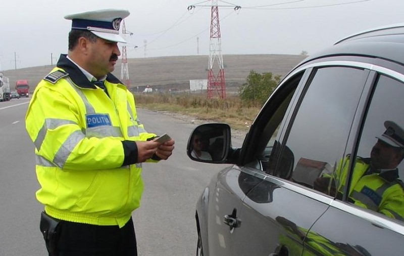 Un bărbat din Ialomița, amendat pentru că a tras vânturi