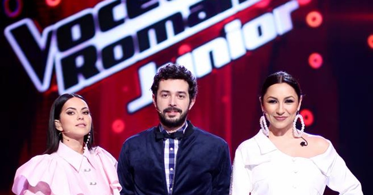 Laura Bretan, apariție de senzație la Vocea României Junior. Jurații au aplaudat-o în picioare | FOTO