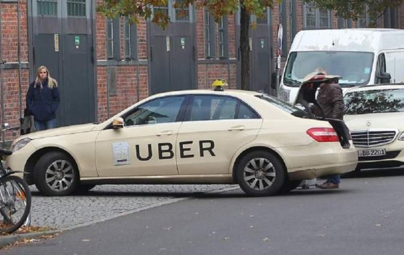 Tentativă de viol a unui șofer  Uber din SUA asupra unei cliente. Cum a reacționat tatăl fetei