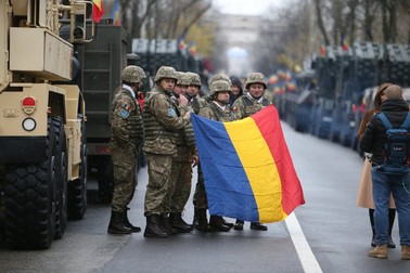 Militarii se pregătesc de parada militară de 1 Decembrie ( foto Libertatea / Dumitru Angelescu)
