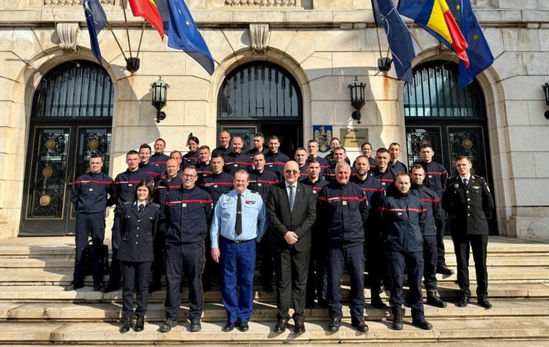 Postare „falsă, care să manipuleze cetățenii”, cu pompieri stagiari francezi în România. Explicațiile DSU