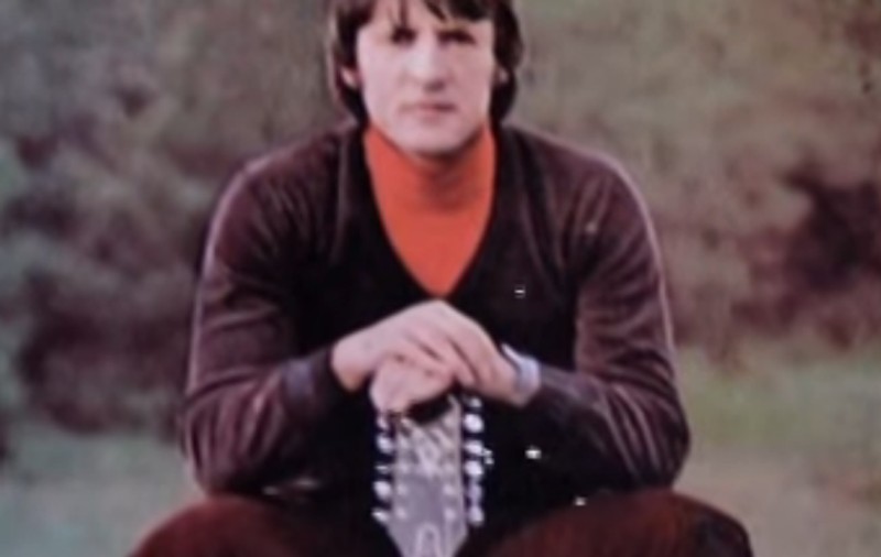 Ce melodie a scris Mihai Constantinescu la Revoluție, la îndemnul unui adolescent. ”Toată lumea a stat în picioare și a plâns”