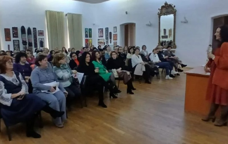 Învățătorii din Brăila au susținut cercuri pedagogice la muzeu
